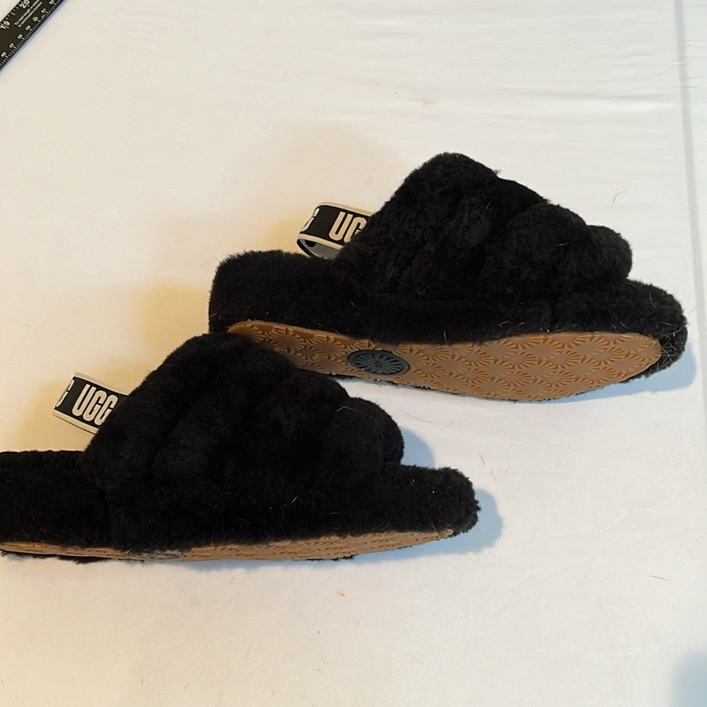 UGG black size 10 Fluff Yeah like new tried on NWOT - Picture 7 of 14